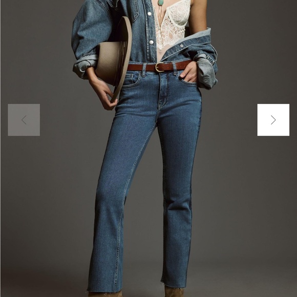 Pilcro Yaya mid rise cropped kick flare Jeans. Two tone seams - Picture 3 of 13